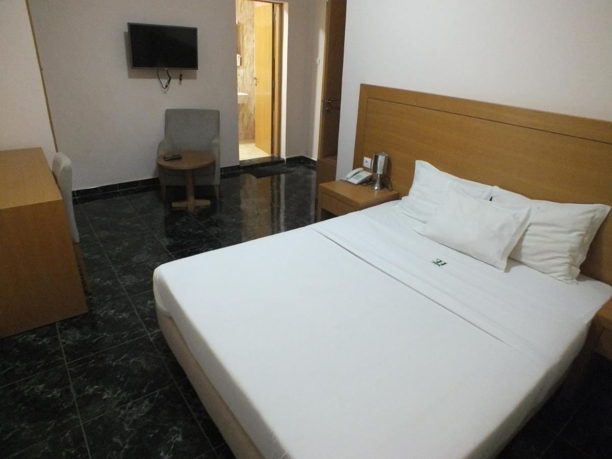 Hotel El Medina Нуадибу Экстерьер фото